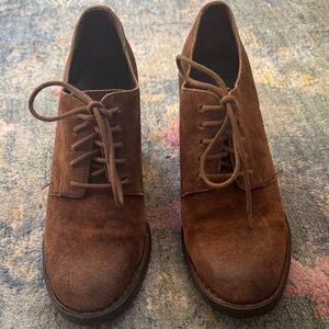 Born Women's Brown Suede Lace-Up Oxfords